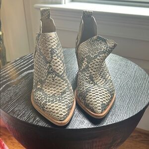 Dolce Vita Gray Ankle Booties with Sleek Silhouette